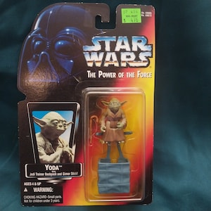 Vintage 1995 Yoda The Power of the Force Kenner Toy Action Figure - New Sealed in Package