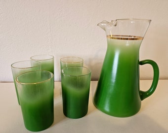 Ensemble vintage de pichets à jus de fruits verts Blendo