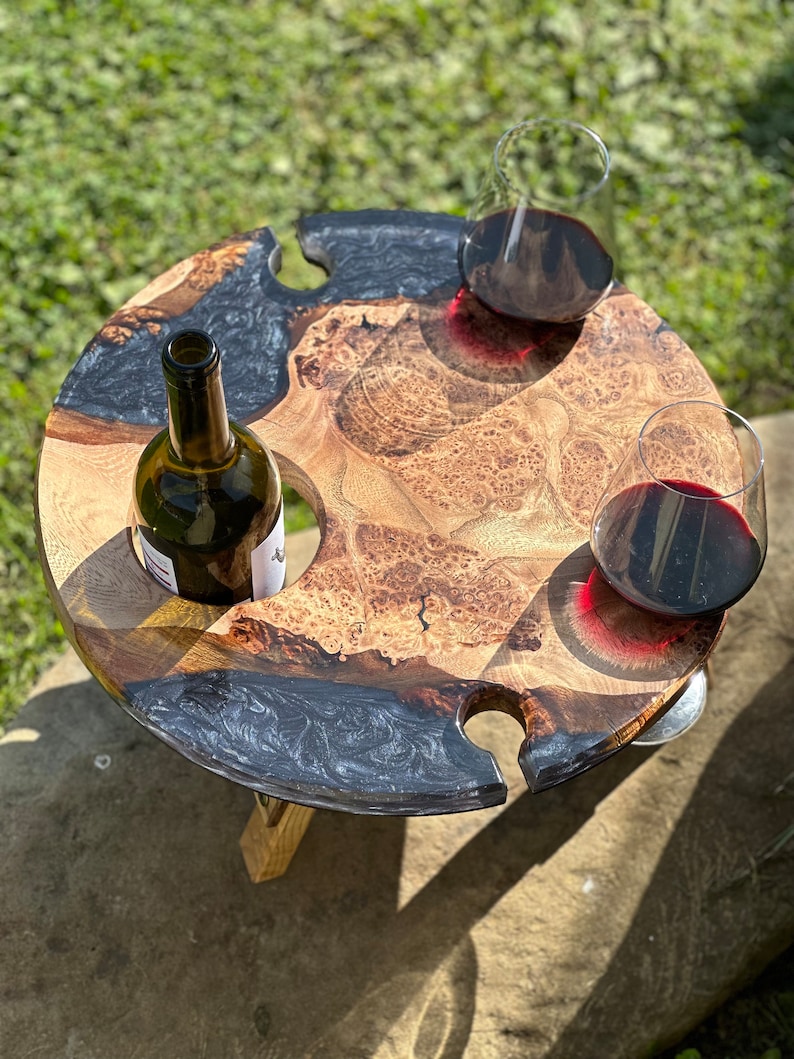 Outdoor Wine Table with Glass Holder Custom Epoxy Resin Coffee & Picnic Tables Handmade Wooden Wine Rack Mother Day Gift zdjęcie 3