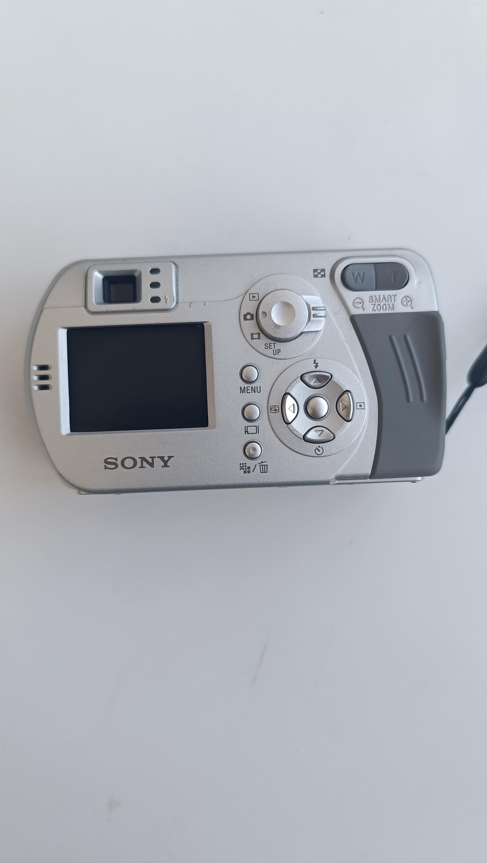 Sony Cyber-shot Dsc P32 - Digital Camera - Compact - 3.2mp Optical