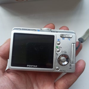 Pentax optio s60 6.0MP 3x zoom tested and working great digicam digital camera y2k with original box image 2
