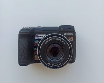 Kyocera Finecam SL300R Super-rare Pink Striped Vintage Kyocera Finecam SL300R Super-rare Pink Striped Vintage