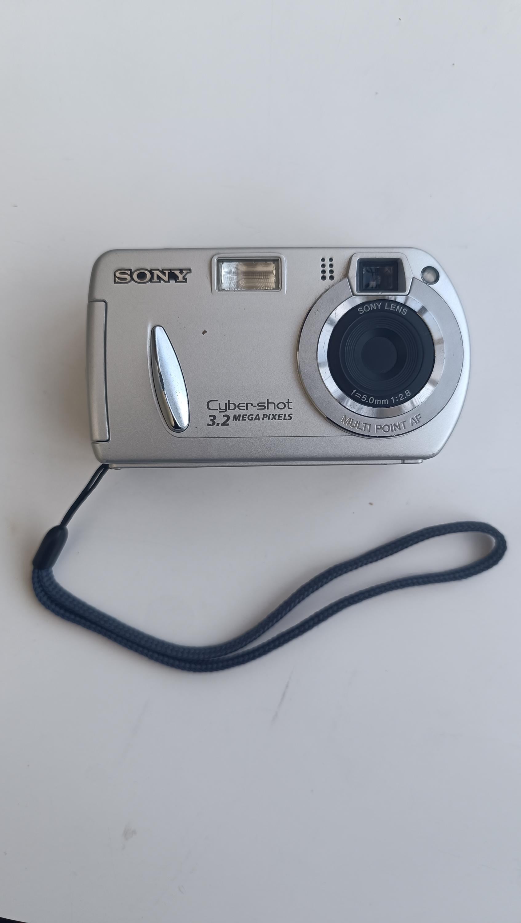 Sony Cyber-shot Dsc P32 - Digital Camera - Compact - 3.2mp Optical