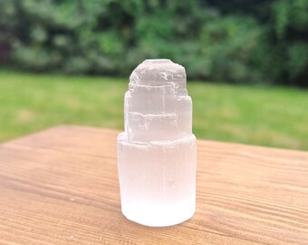 Cristal de selenita en forma de torre de montaña, 6 cm