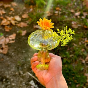 Glass Mushroom Bud Vase, Floral Home Decor, Mushroom Decor, Creative Flower Vase, Plant Lover Gift, Small Mushroom Vase, Housewarming Gift
