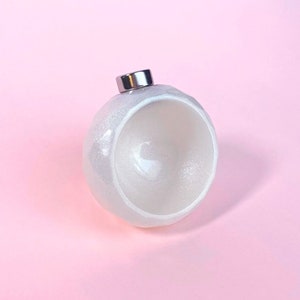 White Jumping spider hide - Basics collection | Jumping spider feeder bowl | Magnetic feeder bowl