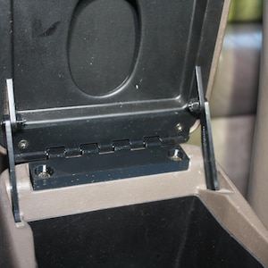 Toyota Camry Center Console Hinge Replacement Kit (1999-2001)