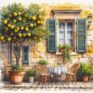 Könnte beinhalten: Aquarellmalerei einer charmanten Straßencafé-Szene. Ein Zitronenbaum voller gelber Früchte steht neben einem Steingebäude mit grünen Fensterläden. Korbstühle umgeben einen kleinen Tisch für zwei Personen.
