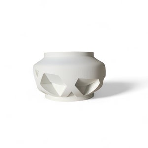 Planter with drainage Plant pot gift for her indoor planters and pots indoor trending planter white planter gift for him modern plant pots