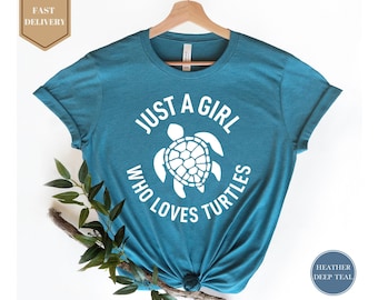 Just A Girl Who Loves Turtles, Turtle Shirt, Turtle Lover, Turtle Shirts, Turtle Tshirt, Sea Turtle, Turtle Lover Gift, Animal Tshirt