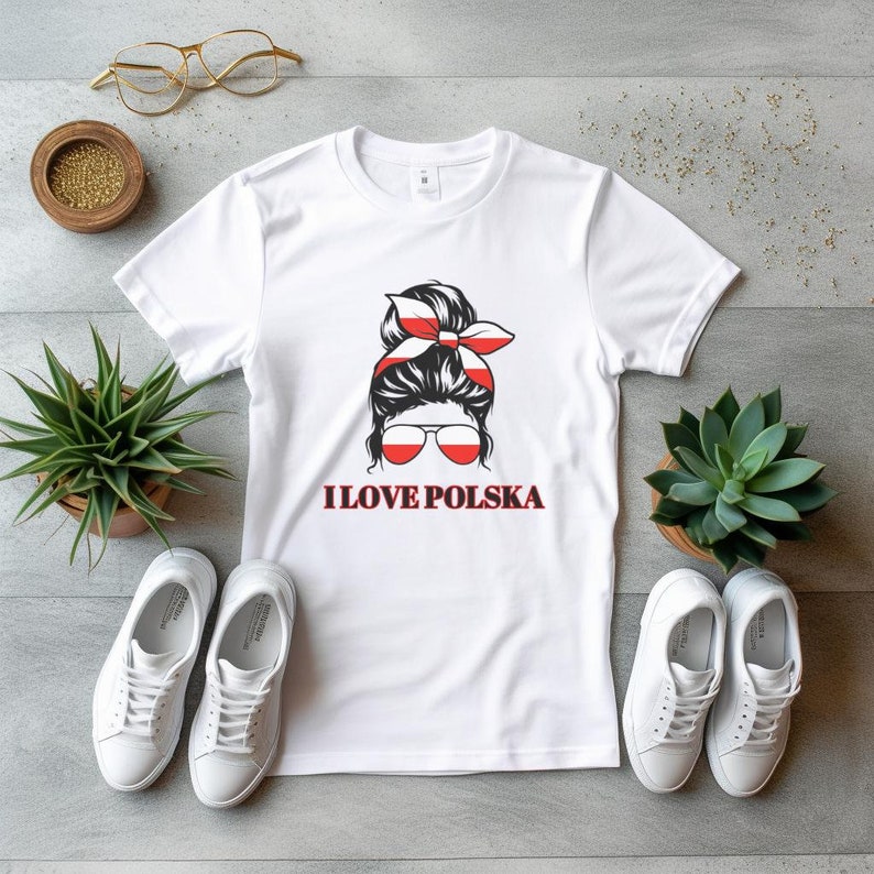 Polish Girl T-Shirt. I love Polska tee. Perfect gift for your female Polish friend zdjęcie 2