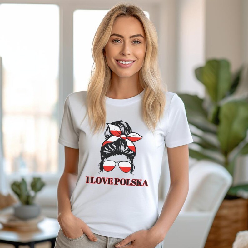 Polish Girl T-Shirt. I love Polska tee. Perfect gift for your female Polish friend zdjęcie 3