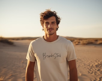 Gildan 5000-mockup, Gildan 5000 Sand, Gildan 5000 herenmodel, Boho-model, digitale download