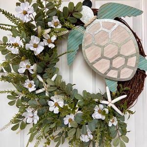 Sea Turtle Wreath, Starfish and White Flowers, Coastal Decor