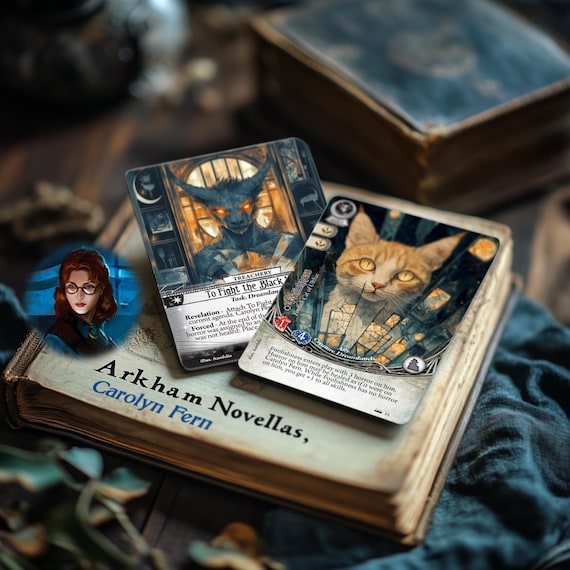 arkham horror card game novellas Arkham Horror: Hour of the Huntress – Novella (with Exclusive Cards) main image 0
