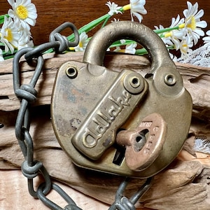 Vintage N and W Railway Working Lock With Key American T-900