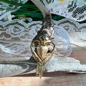 Vintage Mid Century Filigree Heart Bird Brooch/Pin