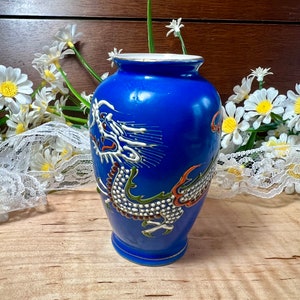 Vintage Hand Painted Japanese Ceramic Dragon Small Bud Vase