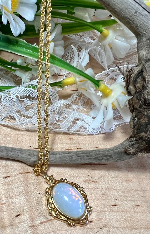 Vintage Faux Opal and Gold Tone P. Carson Pirie S… - image 3