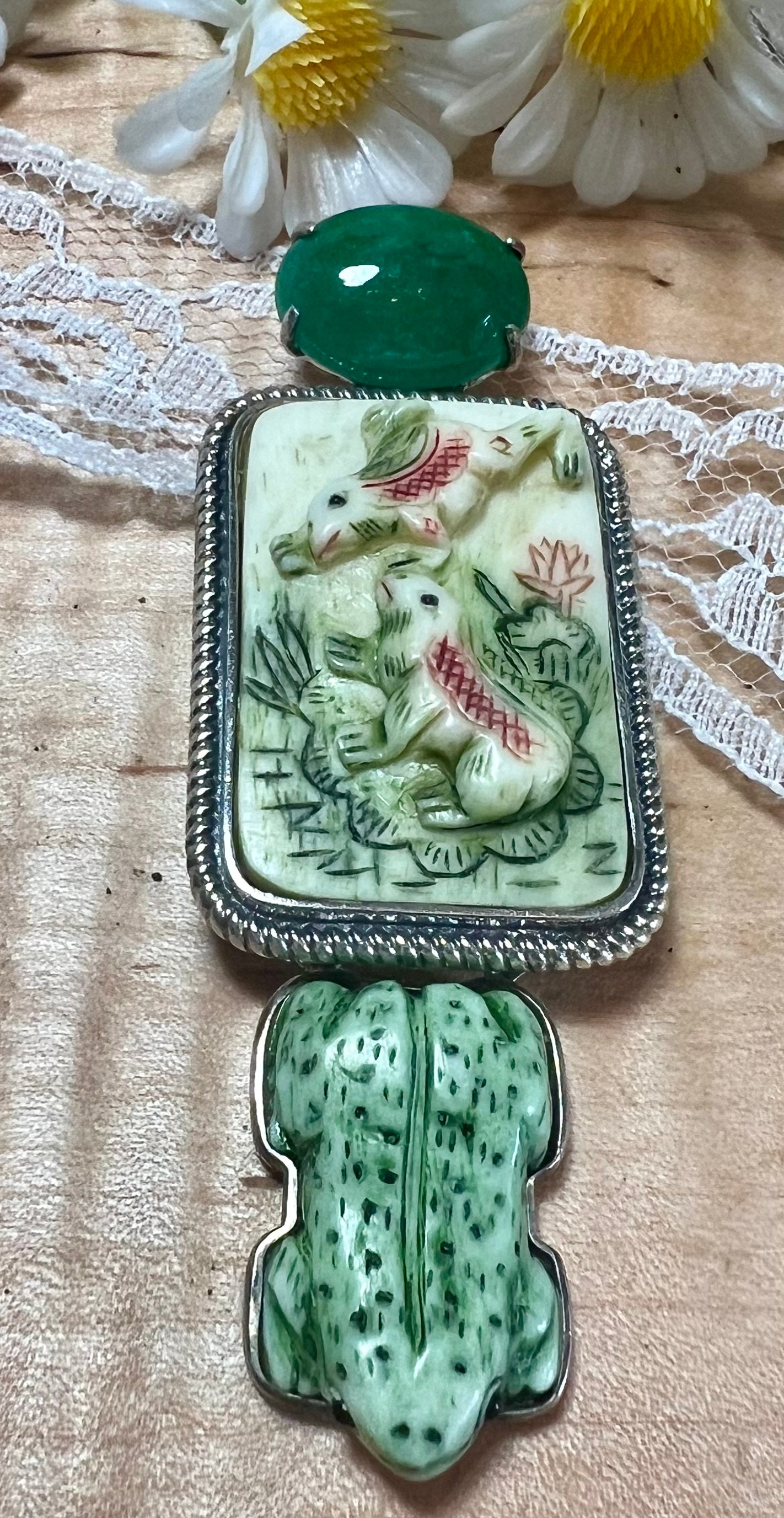 Vintage Rare Amy Kahn Russell Hand Carved Frog Brooch/pendant - Etsy