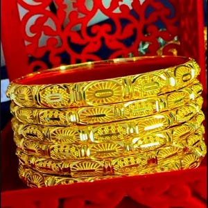 Chow tai fook - Etsy 日本