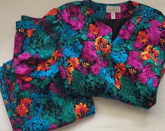 Vintage 90s Adrianna Papell silk floral skirt with short sleeve suit jacket, size 14  / silk suit set / 90s style / working women / sets