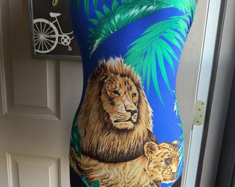 Traje de baño de una pieza sin tirantes con estampado de león y jungla de Ste Jan-Marie, años 70, talla 12. Ropa de los años 70. Trajes de baño vintage. Estampado animal. Años 70.