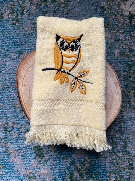Vintage 70s Cannon Royal Family Yellow Owl Embroidered Hand Towel Vintage Towels Cannon Towels Bathroom Towels 70s Decor 70s Style Etsy