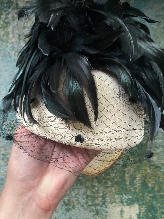 Vintage 50/60s Don Anderson wool cream hat with black ostrich feathers and veil Vintage | Accessories | Vintage 560s Don Anderson Wool Cream  main image 3