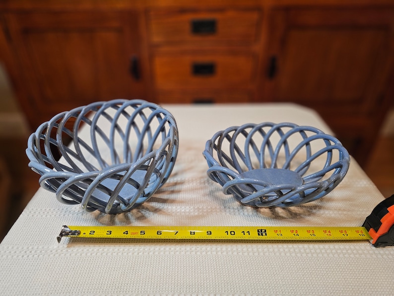 Vintagw Bread and Fruit Ceramic Basket Bowls matching set image 5