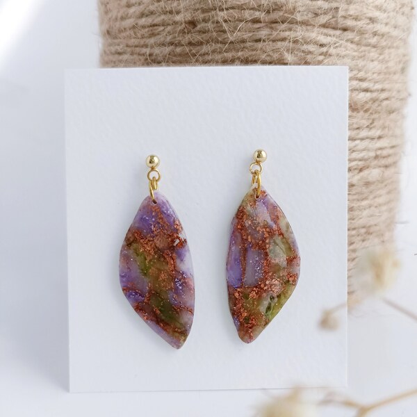 Boucles d'oreilles en argile, boucles d'oreilles pendantes en marbre violet et vert, bijoux élégants fait main unique cadeau femmes, mariage