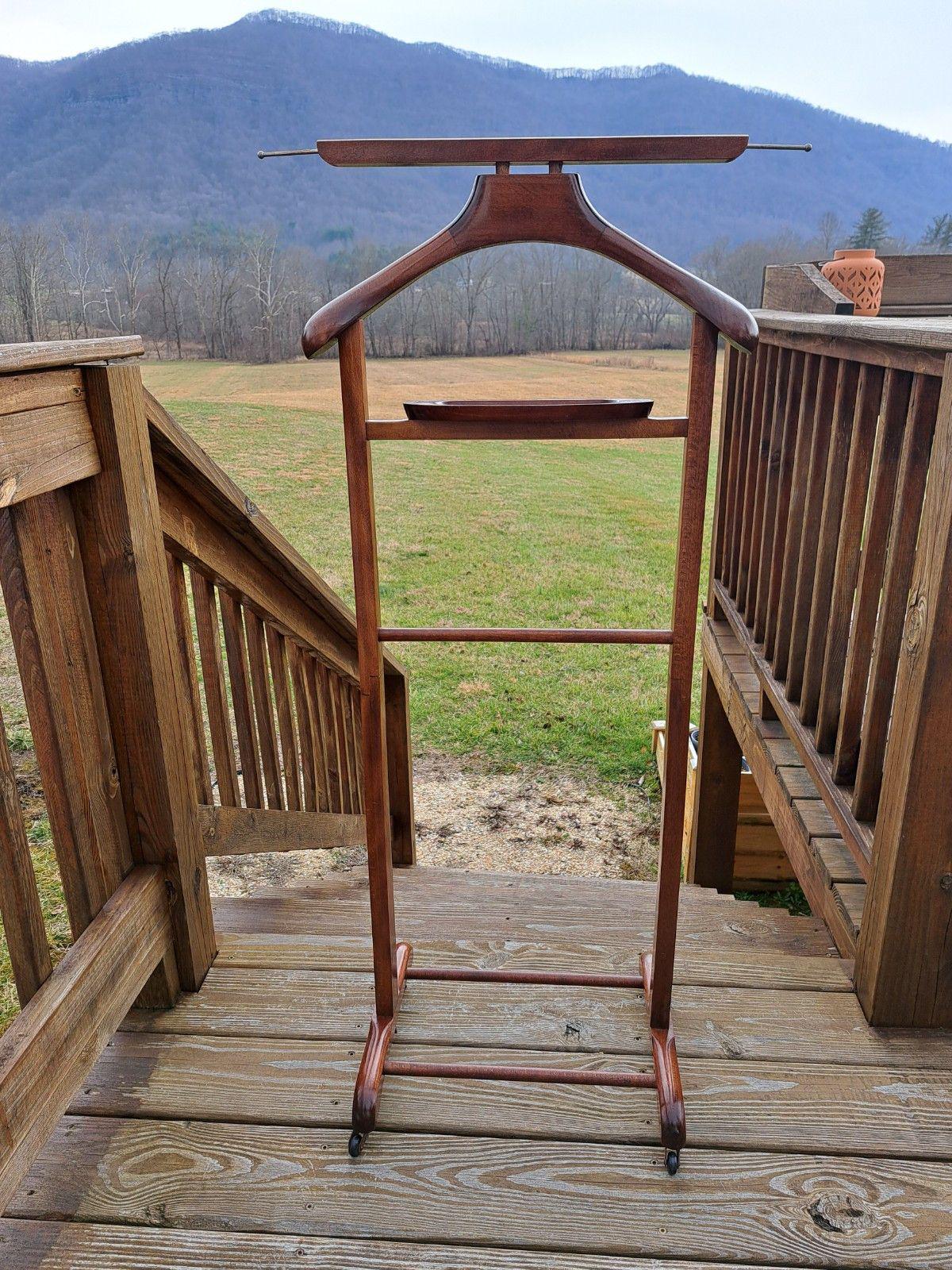 Butler Coat Rack Butler Logan Square White And Gold Coat Rack/Tree