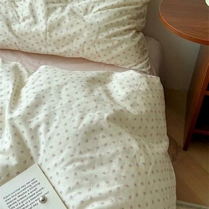 Floral Coquette Duvet Cover Set, Pink Cotton Cottagecore Full/Queen Duvet Cover