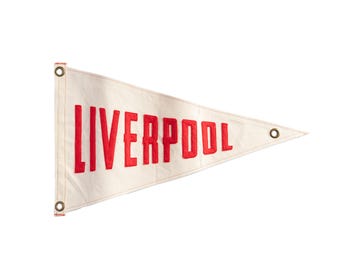 Fanion de football rétro Liverpool : toile à accrocher au mur fait main