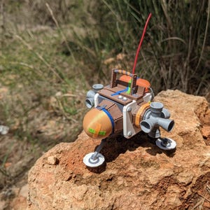 Outer Wilds Model Ship with real tapes a wires!