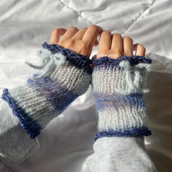 Knit Frilly Fingerless Gloves - Deep Sea