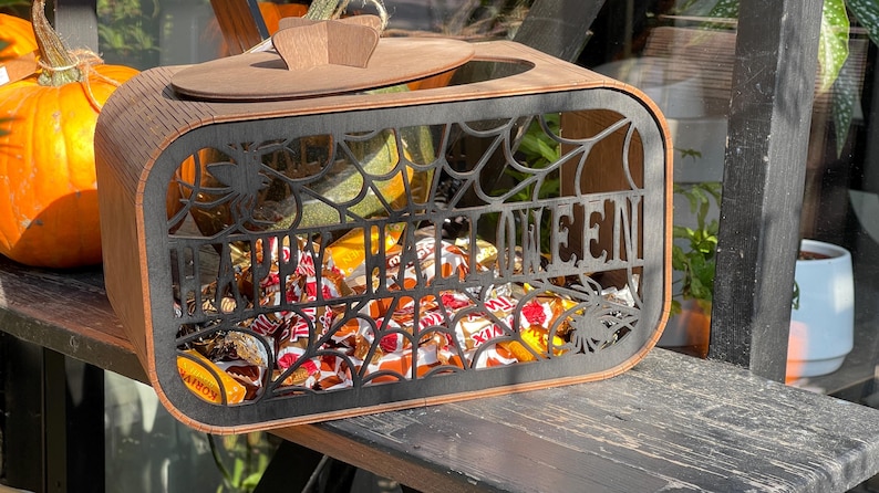 Halloween candy box, spooky holder for candy, wooden scary candy box, halloween boxes for sweets, gift box for candy, halloween gift box