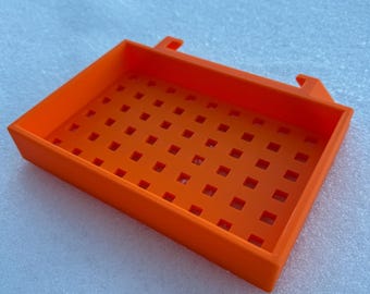 Hub-Style Ice Fishing Shelter Shelf