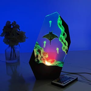 Manta Ray & Jellyfish Night Light – Handmade Resin Wood Ocean Lamp