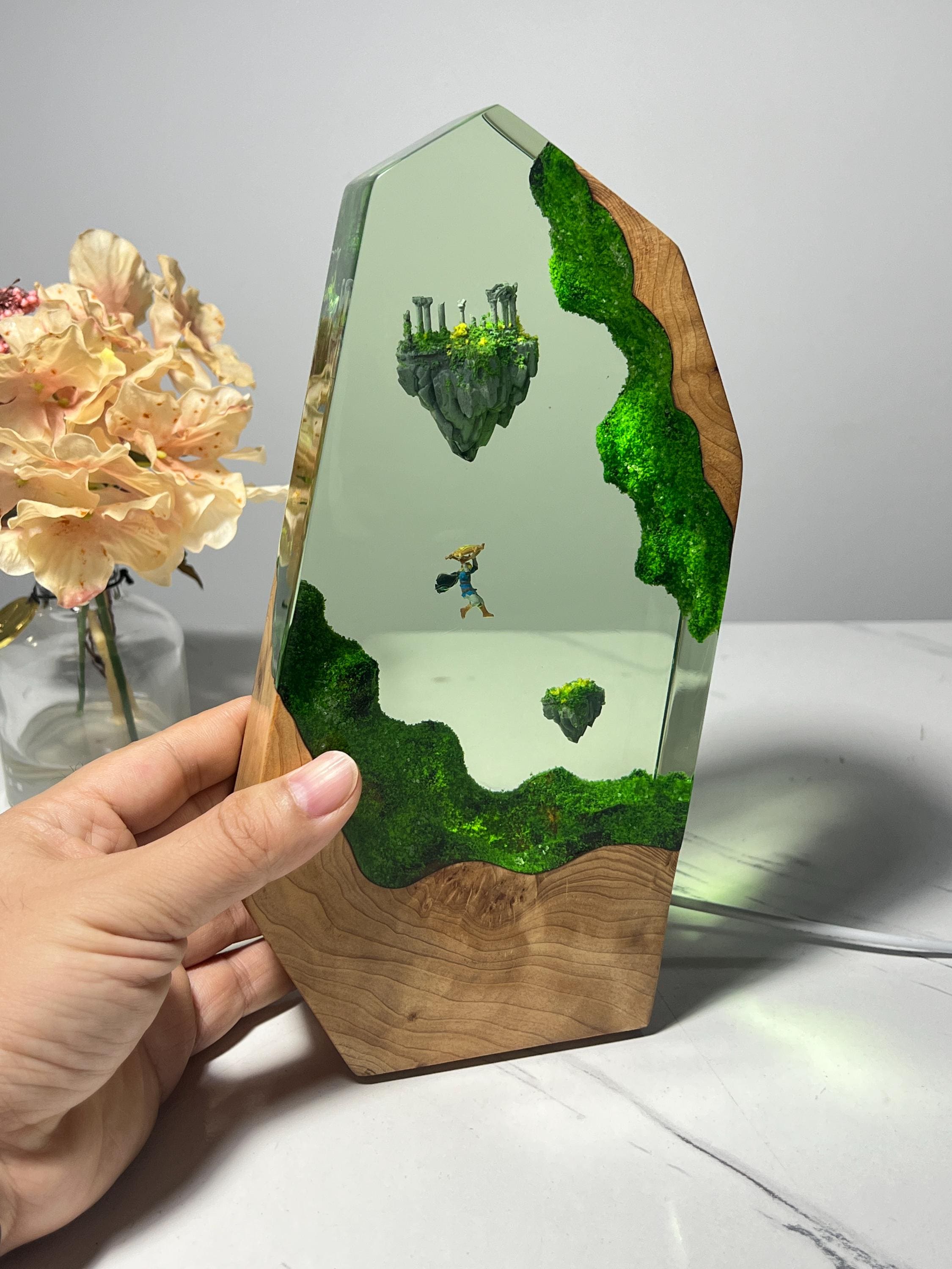 TOTK Resin Wood Night Light gift for Game fans - Tabletop Decor, Birthday Gift, Master Sword Lamp, TLOZ BOTW Resin Art, Hylia Statue