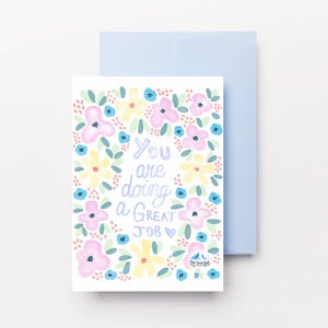 Cartão de felicitações floral colorido feito à mão - Design de flores exclusivo - Cartão de felicitações interno em branco para qualquer ocasião - Papel ecológico