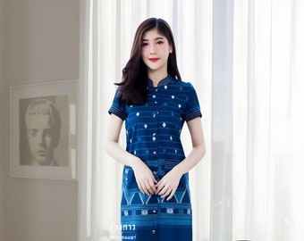 Traditional Thai Dresses for Women , Chinese collar dress/A-line dress with a Thai bouquet pattern