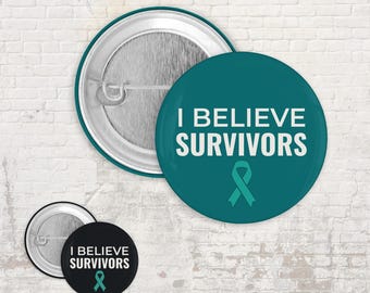 Botón de protesta "Creo en los sobrevivientes", pin de Epstein Files - Trials, activismo por la justicia y la rendición de cuentas, apoyo a sobrevivientes, varios diseños