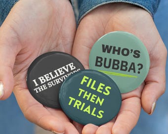 Juego de 6 botones de protesta contra Epstein. Elige tus diseños. Archivos y luego juicios. Abolición de la clase Epstein. Pines de defensa de sobrevivientes. Responsabilidad.