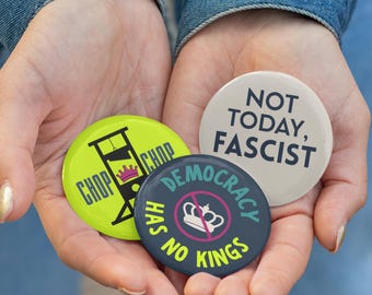 Botones "La democracia no tiene reyes", pin de protesta "No Kings", insignia antiautoritaria, regalo para activistas políticos, declaración prodemocracia