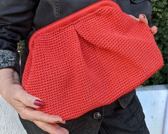 Handgefertigte Rote Makramee-Tasche, Trendige Häkelkloß-Clutch, Stricktasche, Perfektes Geschenk für Sie