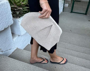 Handmade Crochet Clutch: Beige Vintage Style Evening Bag