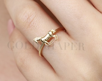 Anillo de caballo de oro de 14K, anillo de caballo, anillo de animales de caballo, anillo de oro animal, anillo de equitación, anillo de animales, regalo de oro animal, anillo de mar.