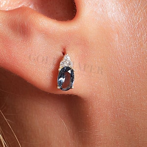14K Gold Sapphire Earrings, Sapphire Stud Earrings, Sapphire Gold Earrings, September Birthstone Earrings, 14K Gold Stud Earrings.
