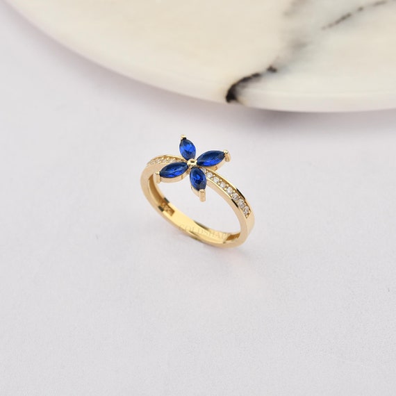 Clover Sapphire Ring, 14K Gold Clover Ring, Sapphire Ring, Clover Gold Ring, Clover Ring, Clover Shape Sapphire Gold Ring, Sapphire  Ring.